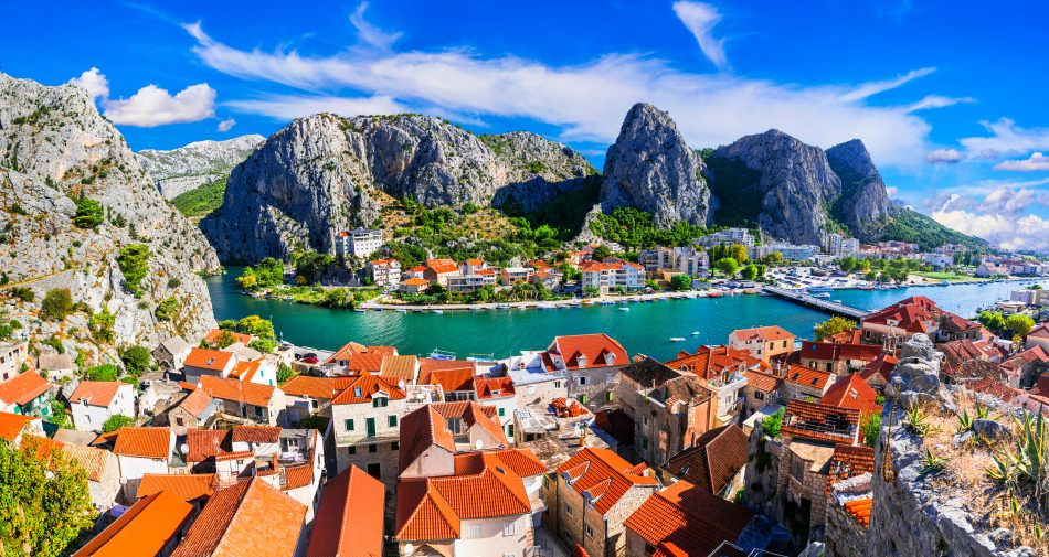 Omiš_old_town